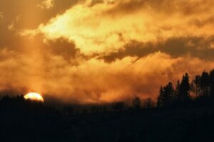 sunrise-g0e11bc2cb_1920